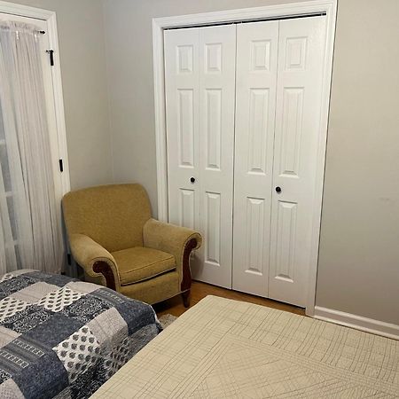 Spacious 3 Bedroom 2 Bath Condo Close To Five-Points In 阿森斯 外观 照片