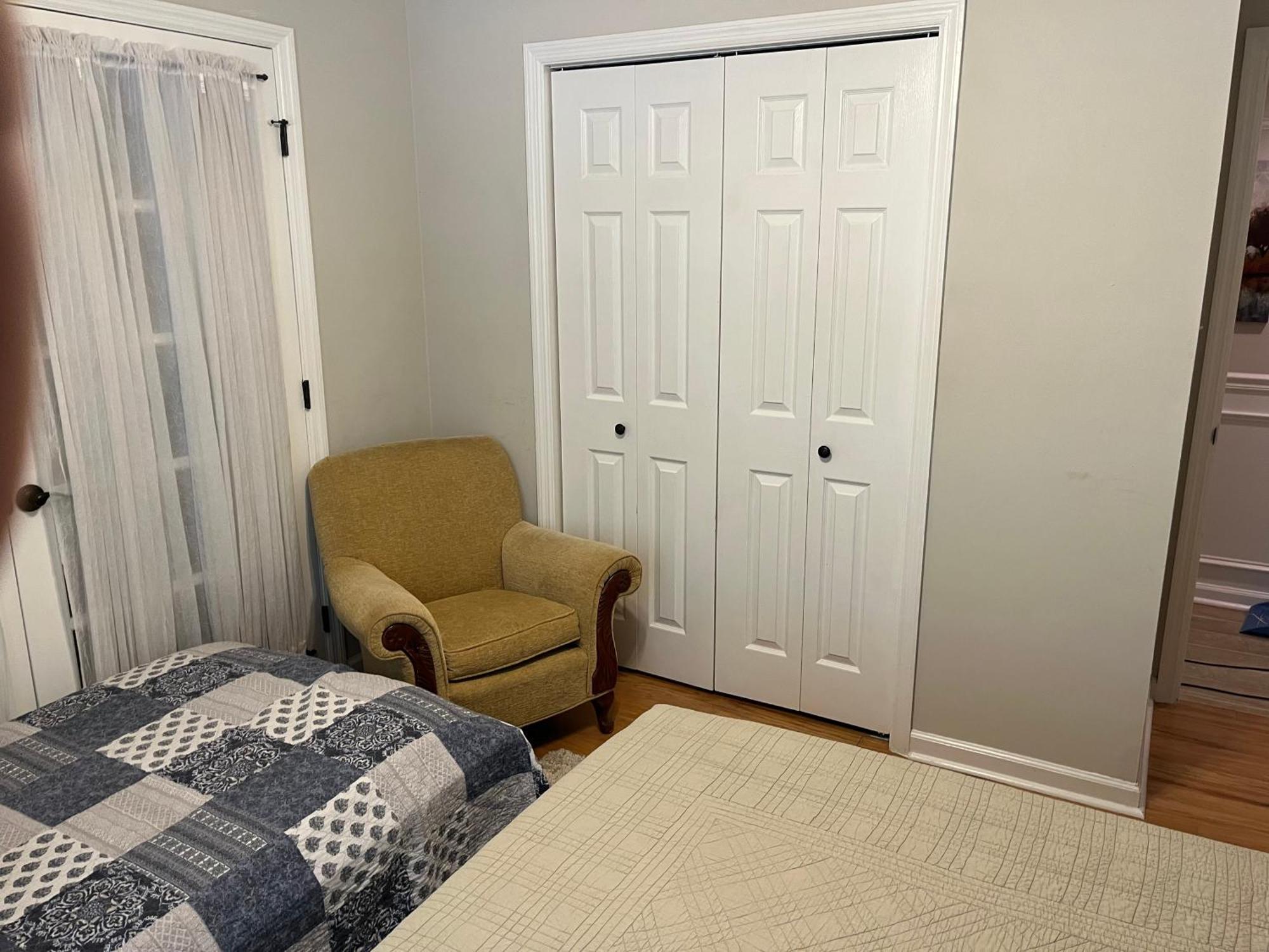 Spacious 3 Bedroom 2 Bath Condo Close To Five-Points In 阿森斯 外观 照片